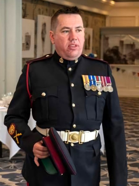 Alan Crozier.jpg